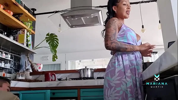 Latina woman takes advantage of the fact that her husband is not home and fucks a worker - Ebony Creampie Pussy videos