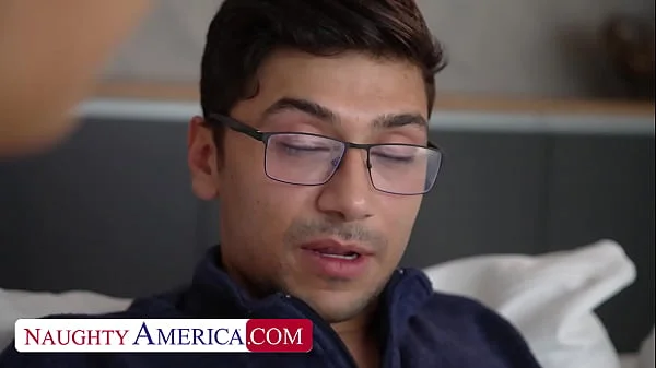 Paisley Porter needs tutoring but desires pleasure, persuading shy Max to explore anatomy videos