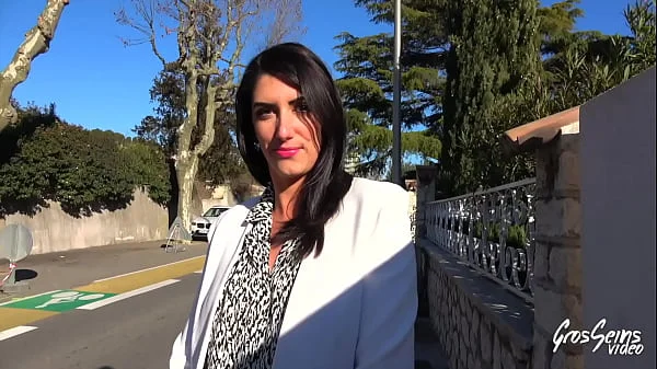 Jade et Ashley forment un duo saphique explosif videos