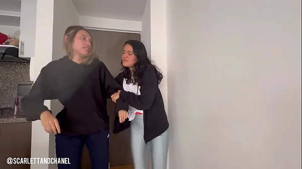 Repartidor de comida ¡¡¡Inocente no sabe que ya pagaron la pizza!!! videos