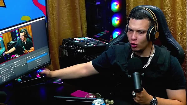 Martina Oliveira Avalia o Pauzão do Ruan, ela ficou com tesão vendo! - Podcast Pápum no Barraco! COMPLETO NO SHEER - XV RED videos