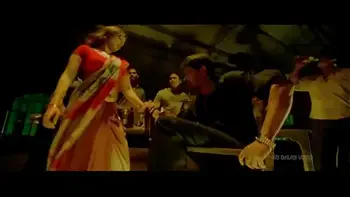 Kareena Deepika other heroine expressions videos