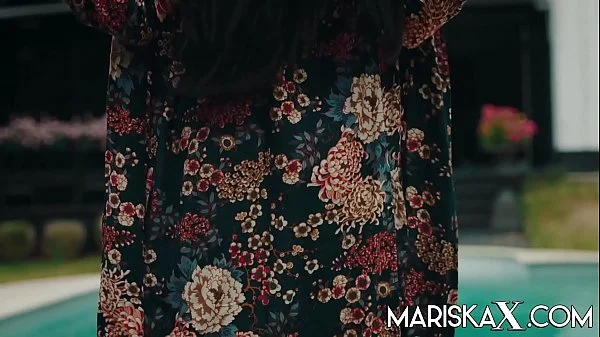 MARISKAX Mariska gets fucked by black cock outside videos