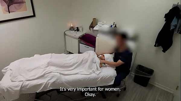 A gorgeous Japanese waitress who was like no, no, no, I have a boyfriend when her massage therapist was about to fuck her pussy, but she finished her massage with a big smile on her face videos