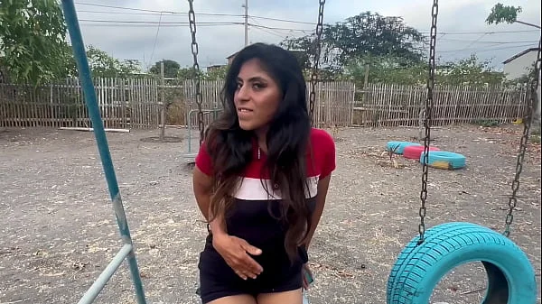 Sex in a public park, an old man and two young busty women with big asses - REAL AMATEUR HOMEMADE THREESOME videos