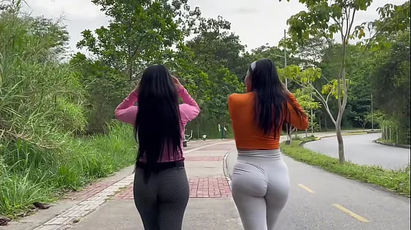 mi hermanastra y yo probamos la VERGA de mi novio en nuestros CULOS - JENIFER PLAY & LOUIS GIRL 69 videos