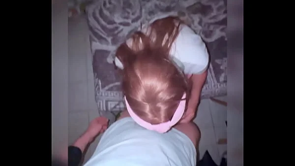 COLEGIALA MEXICANA CHUPANDOLA!! Se ve Bien Inocente pero le encanta CHUPARLA en la oscuridad y que se la coja duro un compañero de la escuela!! videos