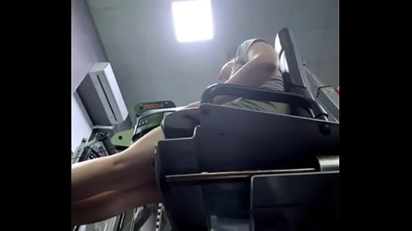 Extreme squirting in the gym videos