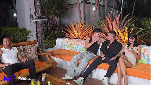 Cuckold Boyfriend Fucks a Friend Behind His Girlfriend's Back - Max Betancur & Tatiana Alvarez videos