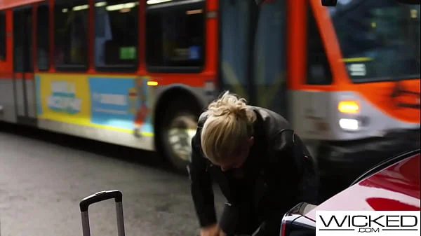 Beautiful Blondes Emma Hix And Blake Blossom Get Dicked Hard videos