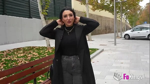 SEXUAL TOUR in Madrid. The HUGE TITS of Nelia Estrada know the capital videos