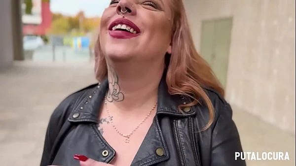 PutaLocura - Madurita latina tatuada Angie Babydoll es pillada en la calle por Torbe videos