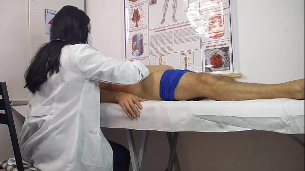 O pau levantou na frente da enfermeira videos