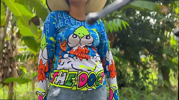 campesina inocente es follada a cambio de unas gallinas videos