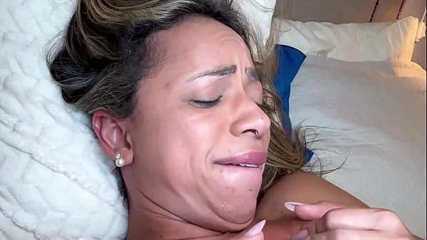 Ela foi tirar minhas medidas e quando viu a grossura do mastro não caiu de boca videos