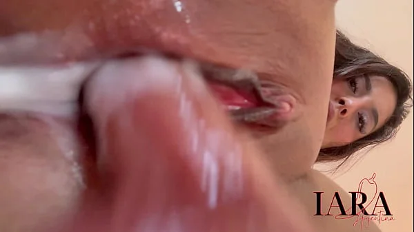 Buceta gulosa cheia de leite videos