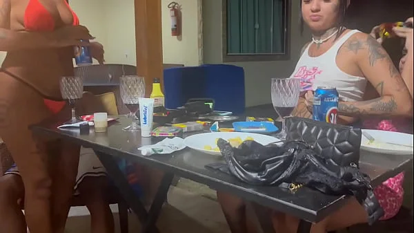 Caiu na net Vazou na net! Jovens influencers em troca de casal na Piscina Parte um caiu na net videos