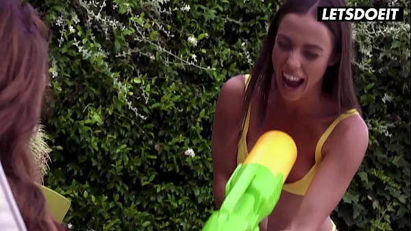 Girlfriends With Benefits Spend Their Vacation Fucking - A GIRL KNOWS videos