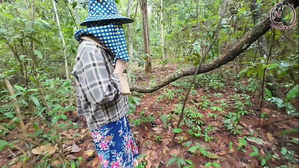 Amateur Thai villagers have sex in the forest public 4K 18 videos