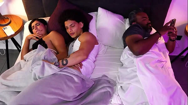 Step-son ends up helping his stepmother after getting into her bed videos
