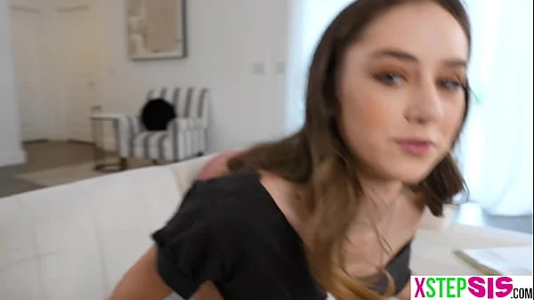 Tiny stepsister teen Daisy Fox totally has daddy issues now videos