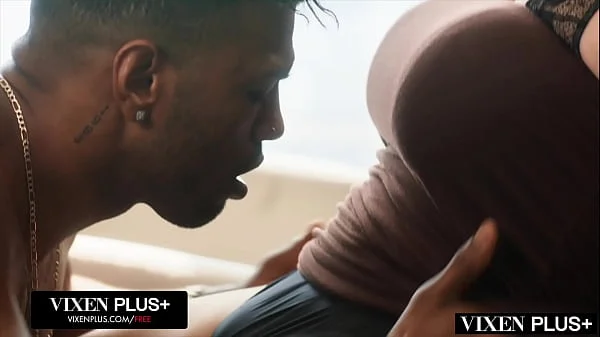 VIXENPLUS BBC-Craving Divorcee Danielle Toys With Horny Stud videos