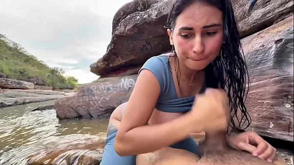 follando con desconosido por dinero en el rio videos