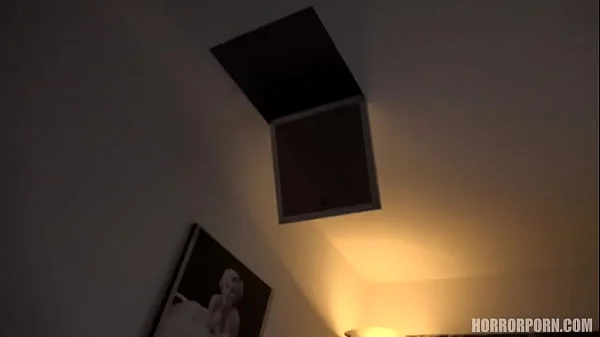 HORRORPORN - The fear comes after dark videos