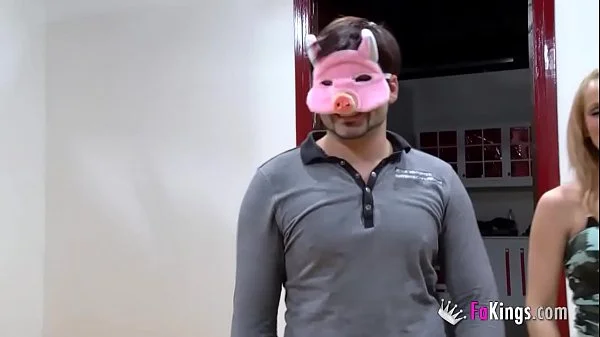 FAKings meeting with Jordi and friends: Lots of people come and madness ensues videos