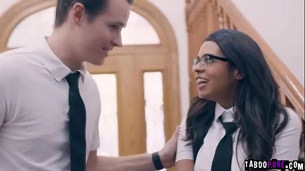 Virgin babe Casey Calvert invited by her classmate Vienna Black and tricked into sex with her stepbro Justin Hunt and started a 3some. videos