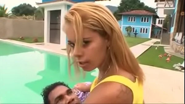 Simone Brazilian MILF Thresome with her videos