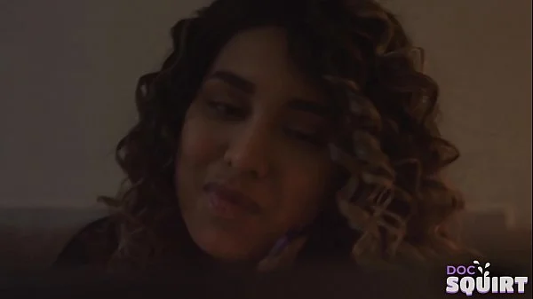 DocSquirt - Hot curly chick enjoys getting her pussy squirting videos