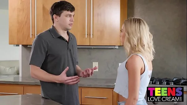 TEEN ALLIE NICOLE SHOWS HER STEPHOW TO CREAMPIE videos