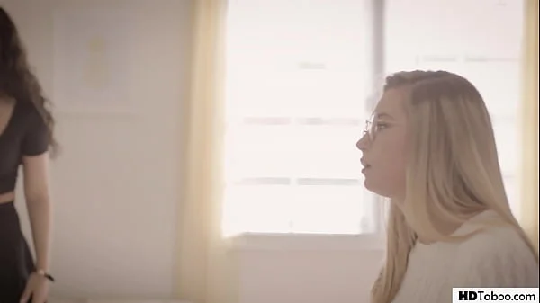 Virgin Stepsister and her jerk - Whitney Wright, Carolina Sweets videos