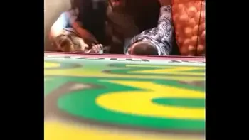 Esse homem foi flagrado sendo a. por essas mulheres no Ceará, reparem oq elas fazem com esse pobre coitado. Isso não pode ficar assim! videos