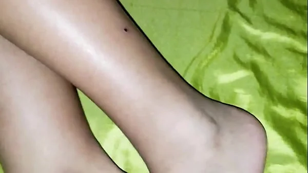 lamiendo el culo de mi linda y joven madrastra desnuda en cama videos