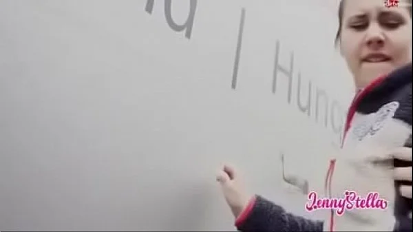 Fuck wie stabil sie am truck steht videos