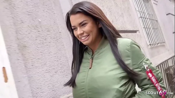 GERMAN SCOUT - Teeny Chloe mit MEGA Titten bei Strassen Casting gefickt Anal gefickt videos