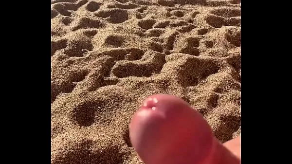 Klaarkomen op strand aan de costa brava videos