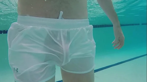XnxxJohn pool boy see thru videos