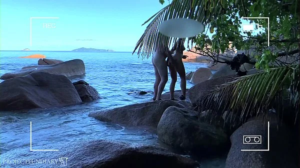 voyeur spy nude couple having sex on public beach - projectfiundiary videos