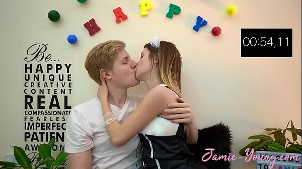 10 Minutes Make Out Challenge!! Jamie Young videos