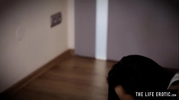 Sweaty yoga girl has massive orgasm videos