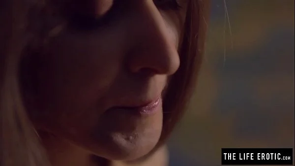 Puffy nippled bohemian milf humps a pillow and masturbates to porn videos