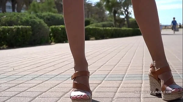 My dress go more see through when it’s wet videos