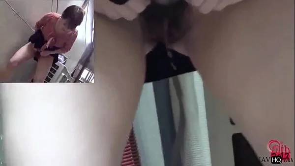 Desperate Japanese Pissing in Public videos
