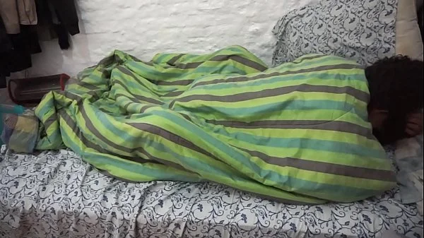 WE PLAY UNDER THE FRAZADA WITH MY SEXY BEST FRIEND UNTIL WE ARE WARMED AND WE REALLY HARD AND HOT videos