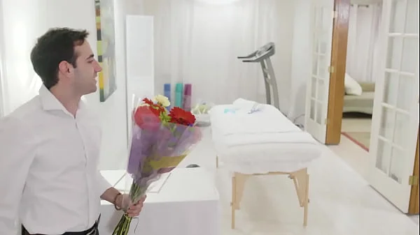 65yo Psychiotherapist Works On A Young Guy - Sally D'Angelo videos