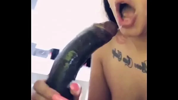 My girlfriend sucking my dick videos
