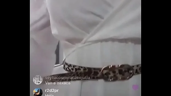 Evaluna descuido se le sale pezon en directo videos